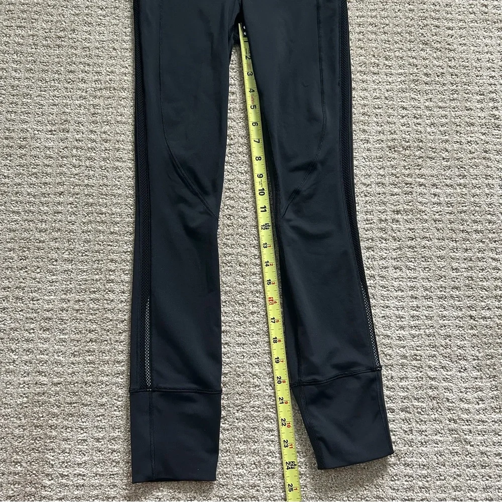 Lululemon Athletica Black Athletic Leggings Size 2